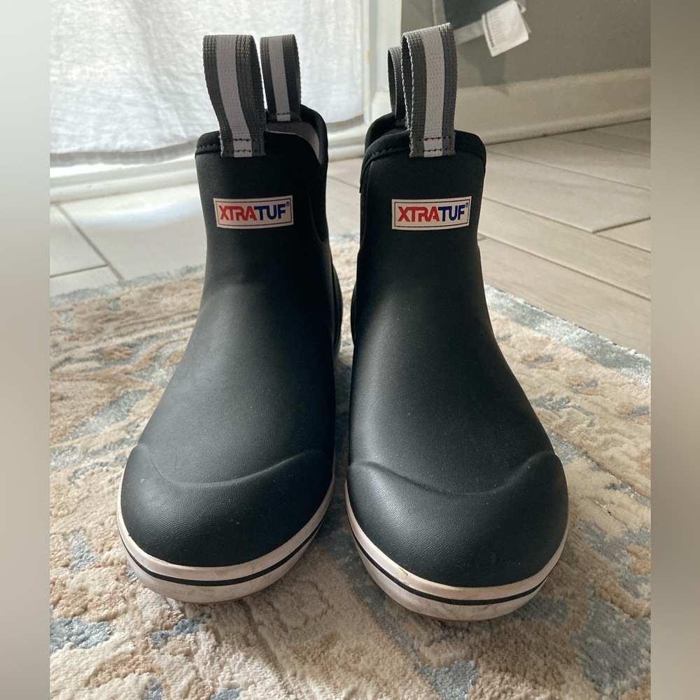 Xtra Tuf Women's 6-inch Ankle Deck Boot Size 9